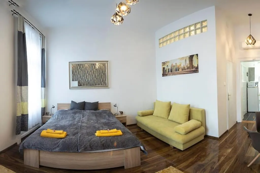 Kontakte von Citypark Home